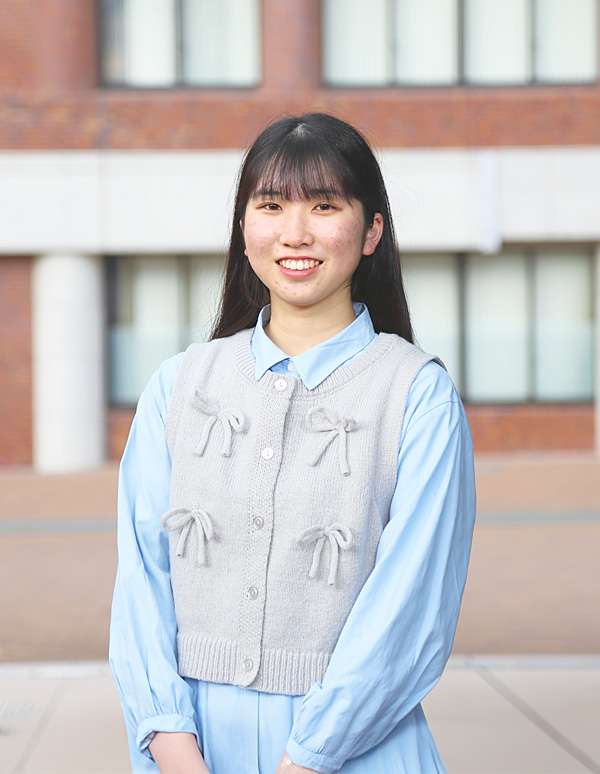 吉野 綾