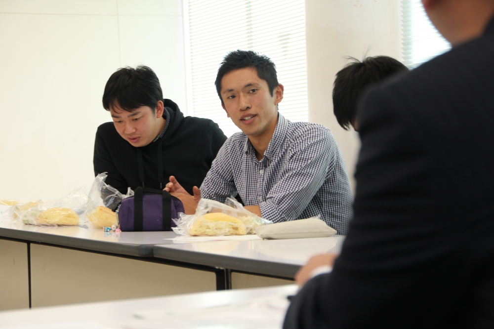 熊本学園大学 山崎製パン ローソン 共同企画 商学部生発案の メロンパンサンド 10月18日発売開始 学部 ニュース 熊本学園大学 熊本 で学ぶ 九州を創る