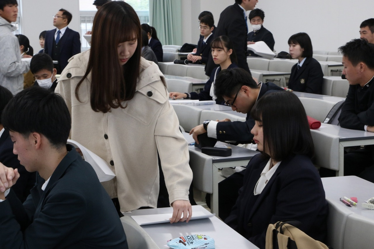 令和2 年度入学予定者対象の入学前準備講座がありました 大学 ニュース 熊本学園大学 熊本で学ぶ 九州を創る