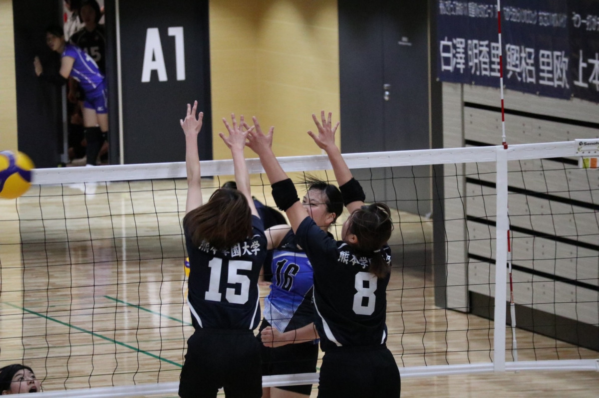 女子バレーボール部 体育委員会 クラブ サークル紹介 熊本学園大学 熊本で学ぶ 九州を創る 女子バレーボール部 体育委員会 クラブ サークル紹介 熊本学園大学 熊本で学ぶ 九州を創る