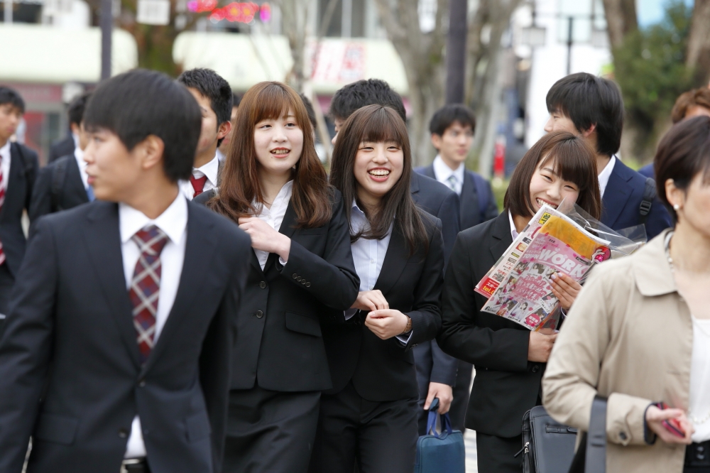 平成29年度入学式を挙行しました 大学 ニュース 熊本学園大学 夢のとなりにクマガクがいる