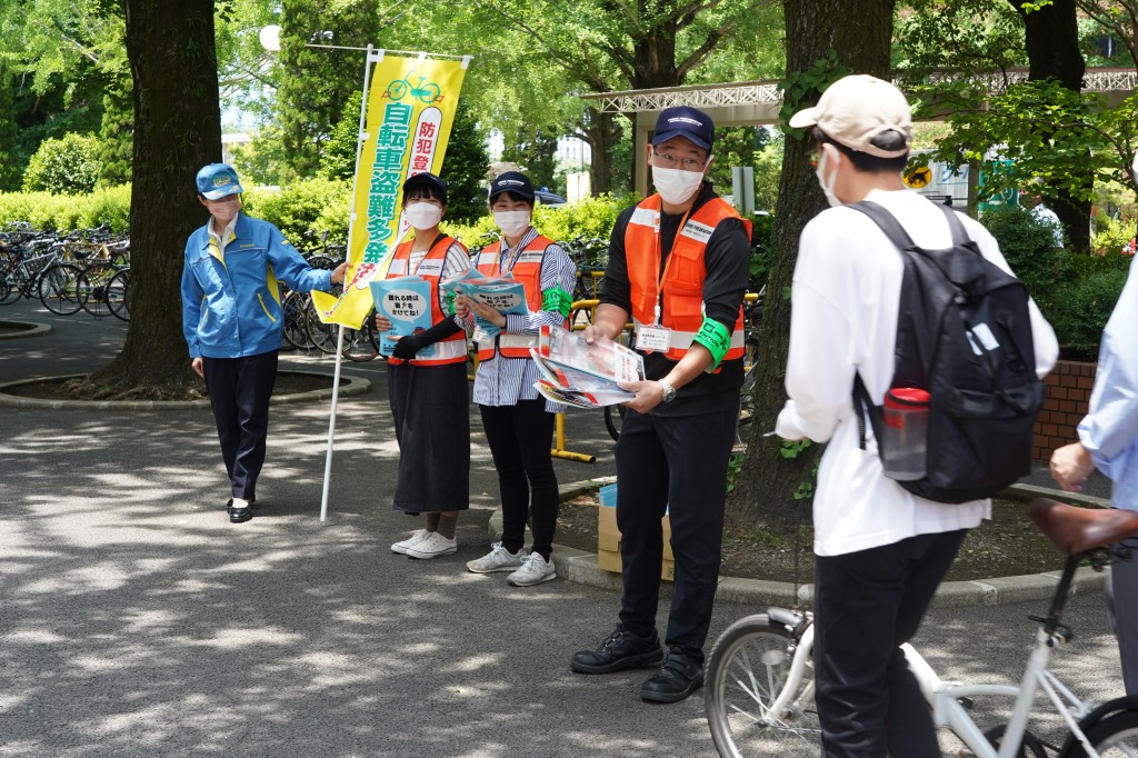 学生防犯ボランティア「防犯若武者ベアーズ」が“ロックの日（6月9日