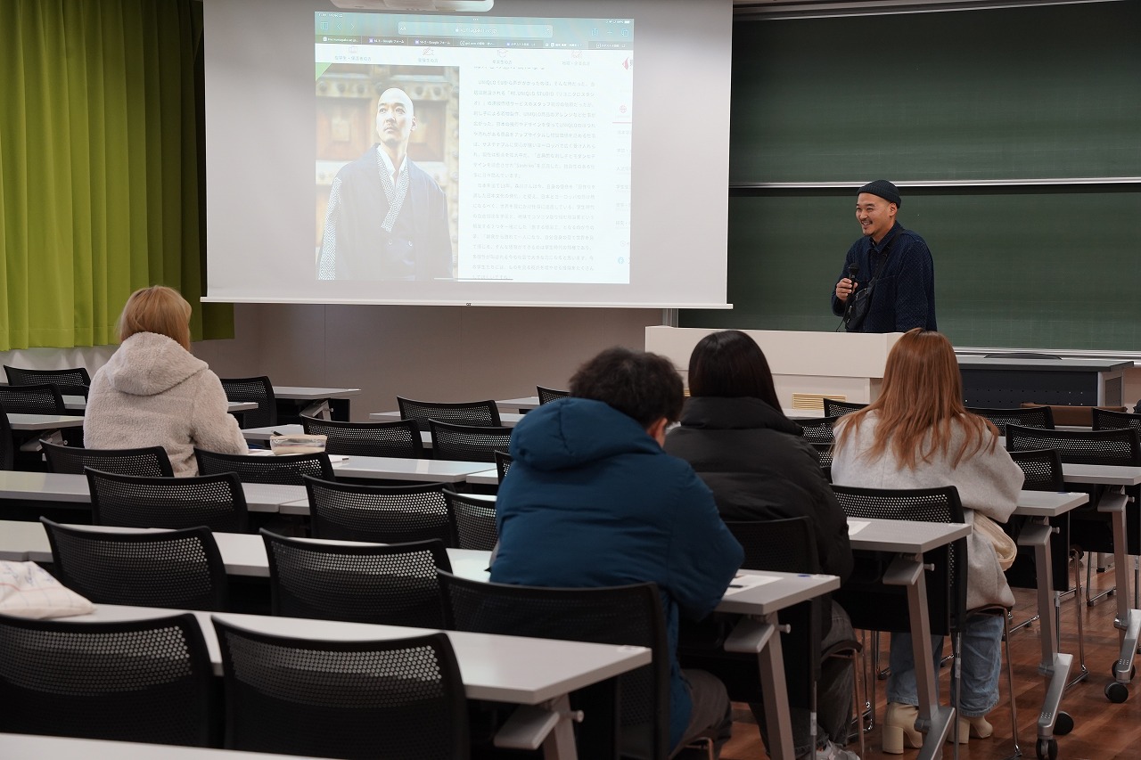 英米学科の卒業生・森川真彦氏が表敬訪問と在学生との交流会を行いました｜イベント｜ニュース｜熊本学園大学｜夢のとなりにクマガクがいる。