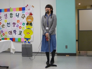 歓迎会でのKGU学生代表子福4年福田さんの挨拶