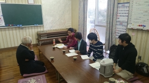 地元の方からお話しを聞きます